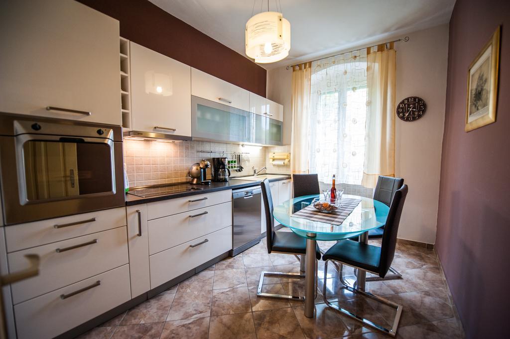 Downtown Apartment Nora Split Pokoj fotografie